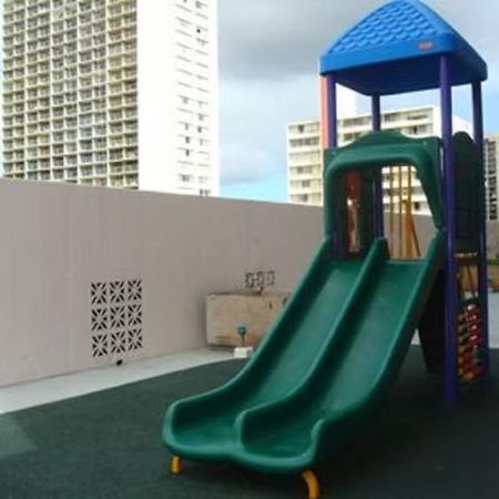 Heart Of Waikiki,1Bdrm,Free Parking, Wifi,No Resort Fees,Youtube,Netflix ! Honolulu Bagian luar foto