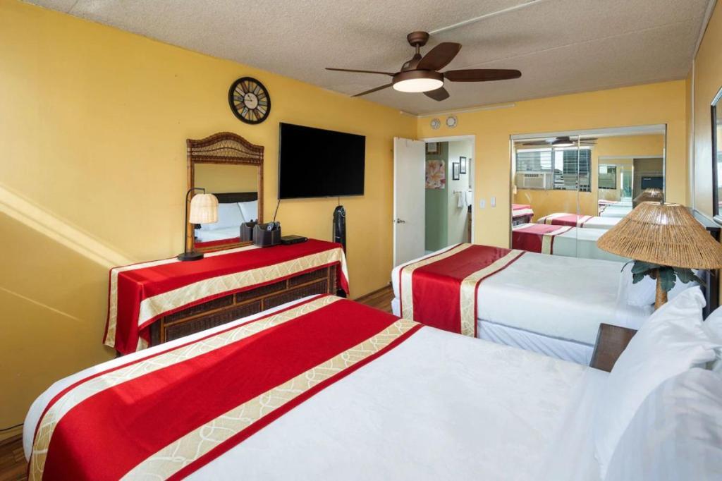 Heart Of Waikiki,1Bdrm,Free Parking, Wifi,No Resort Fees,Youtube,Netflix ! Honolulu Bagian luar foto