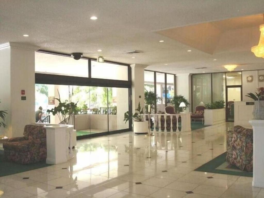 Heart Of Waikiki,1Bdrm,Free Parking, Wifi,No Resort Fees,Youtube,Netflix ! Honolulu Bagian luar foto