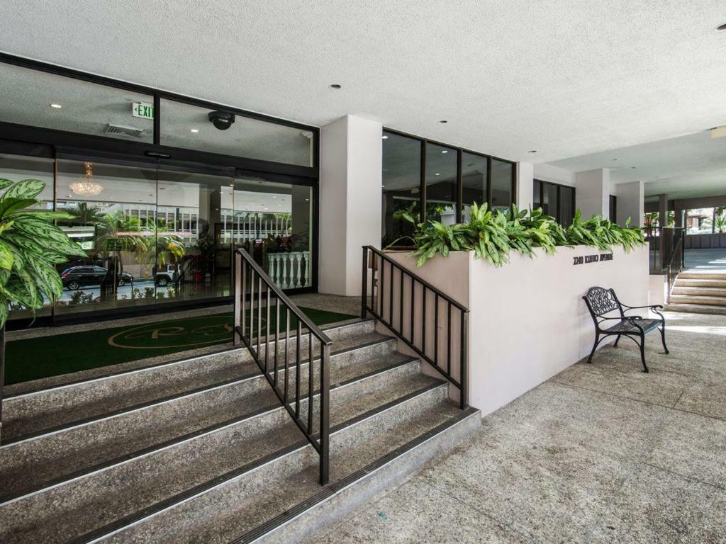 Heart Of Waikiki,1Bdrm,Free Parking, Wifi,No Resort Fees,Youtube,Netflix ! Honolulu Bagian luar foto