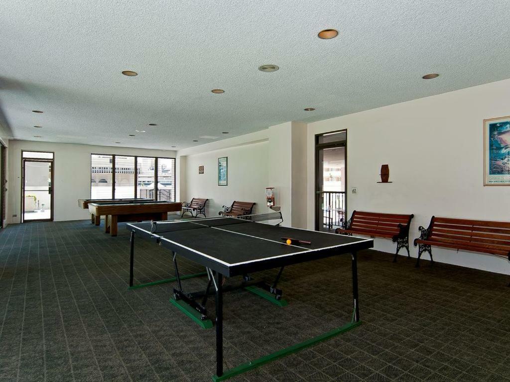 Heart Of Waikiki,1Bdrm,Free Parking, Wifi,No Resort Fees,Youtube,Netflix ! Honolulu Bagian luar foto