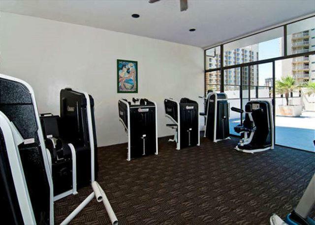 Heart Of Waikiki,1Bdrm,Free Parking, Wifi,No Resort Fees,Youtube,Netflix ! Honolulu Bagian luar foto